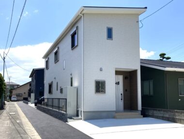 狭小2階建て薄場モデル1号棟